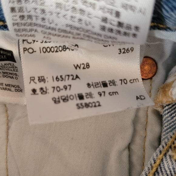 Levi's 501 Shorts Size 28 - Picture 4 of 6